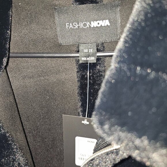 NWT Fashion Nova Curve Black Faux Fur Moto Jacket Belted Plus Size 2X - Picture 4 of 4